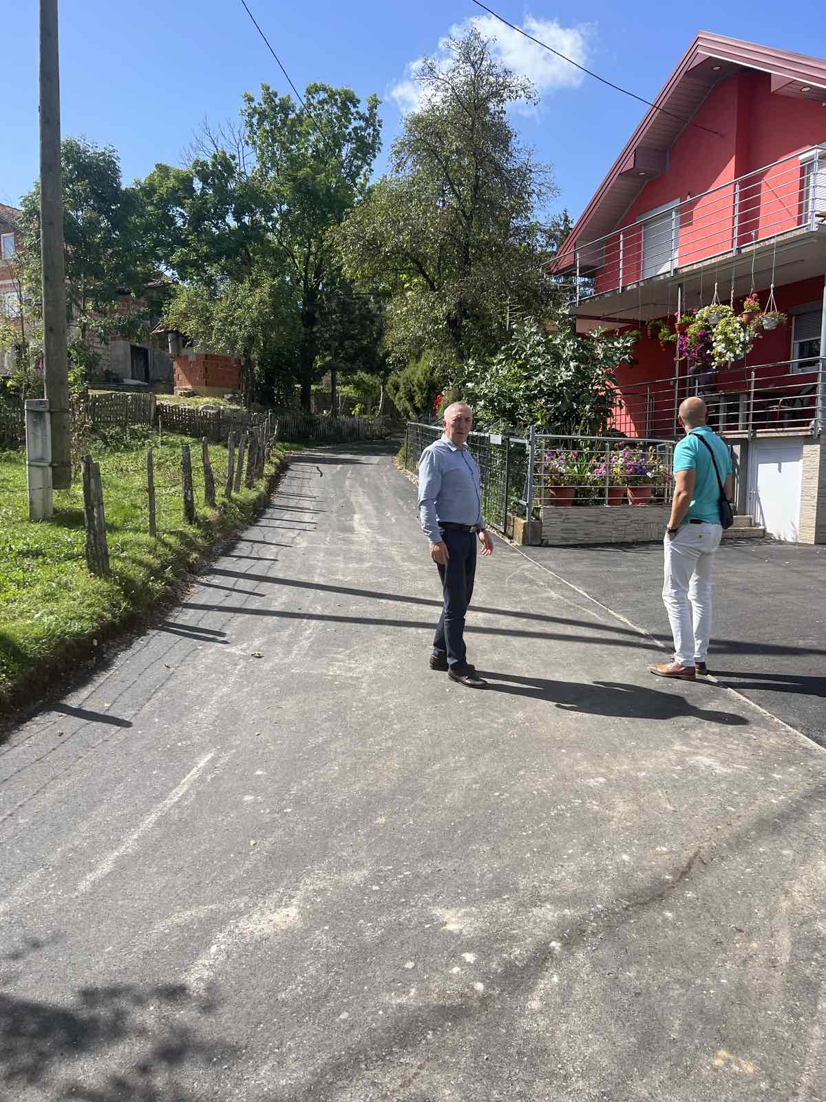 IMG 4f6b4991fc4ecfb93babe86c47ad6ea9 V