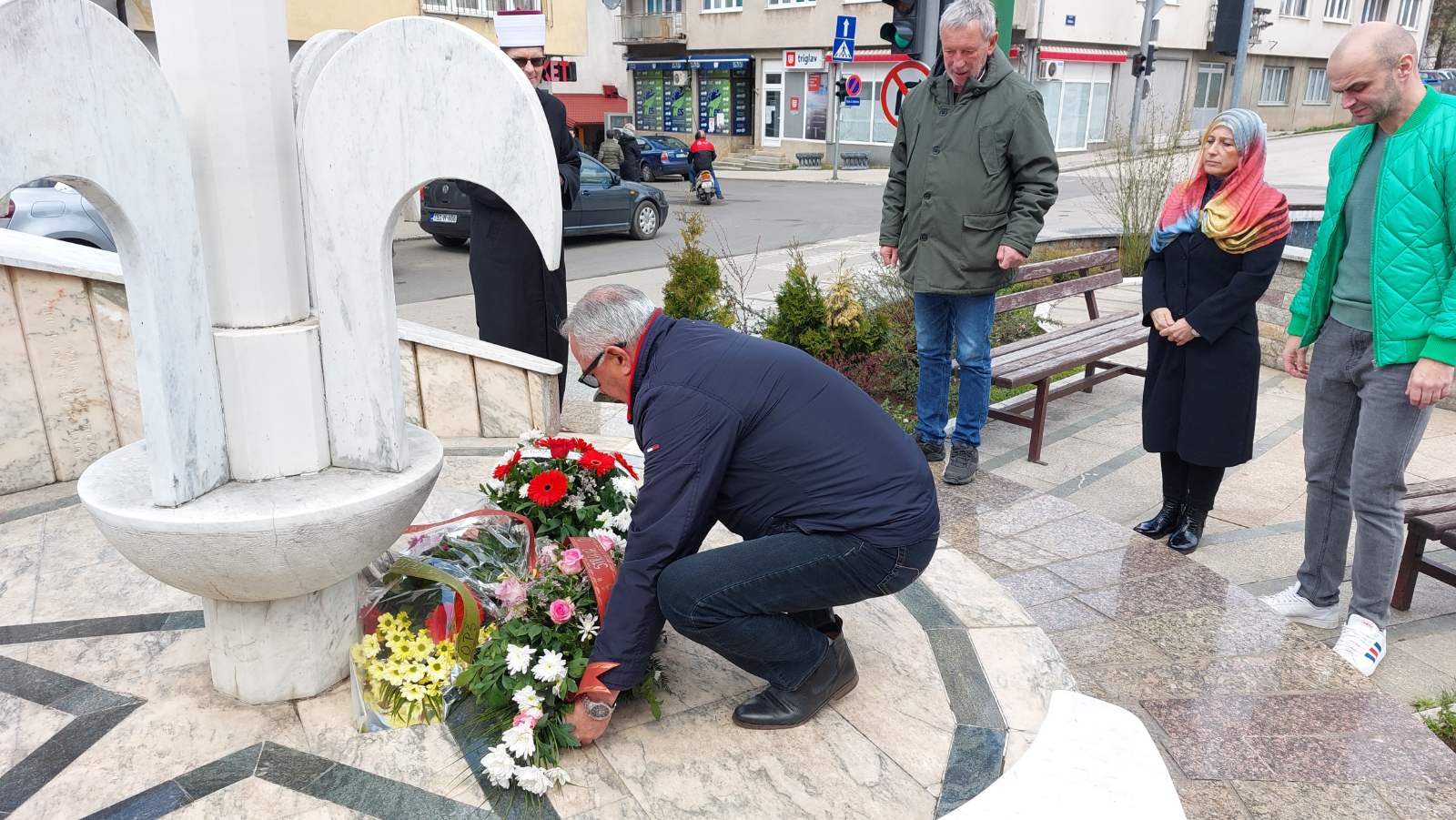 IMG 9742f9394f3ca090963f1d6bb19c603e V